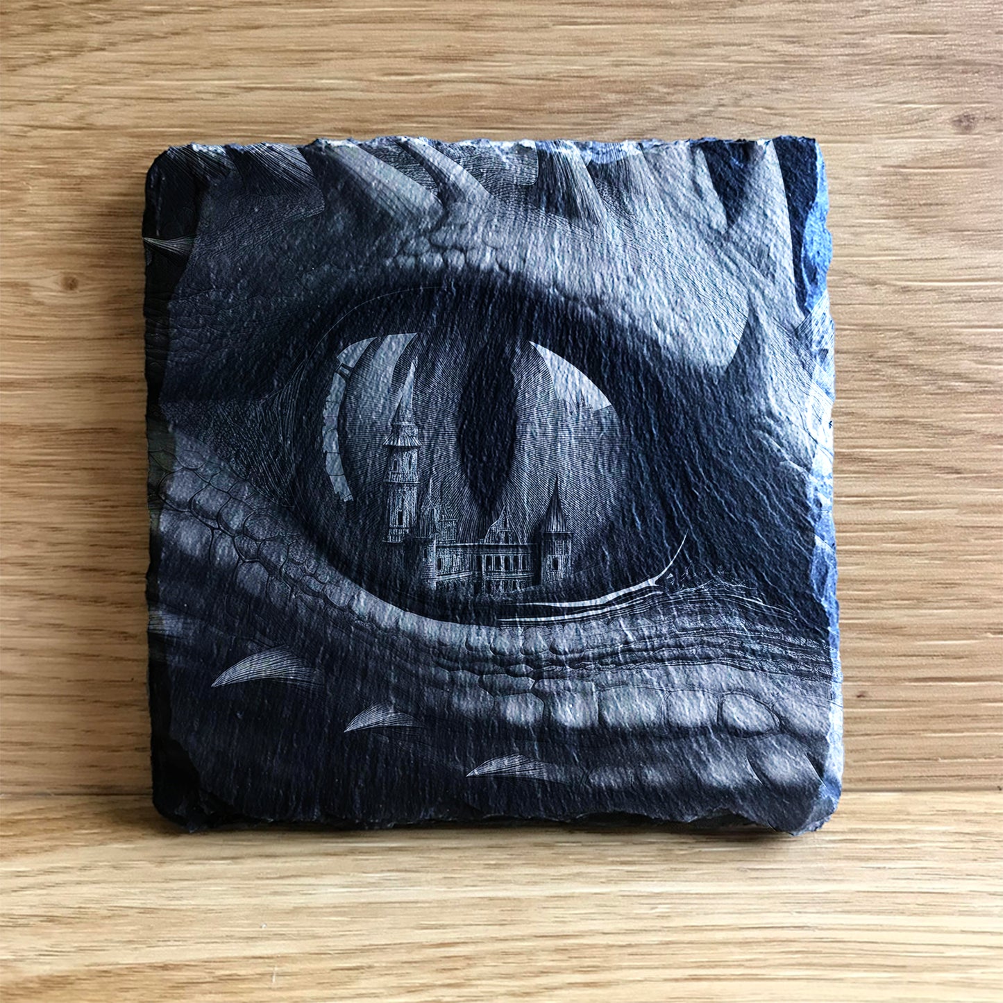 Dragons eye with a reflection of a castle